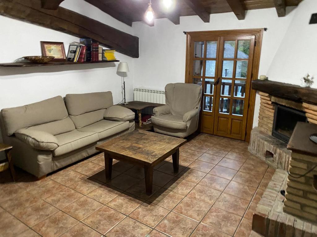 Casa Rural Maitetxu Viscarret-Guerendiain 外观 照片